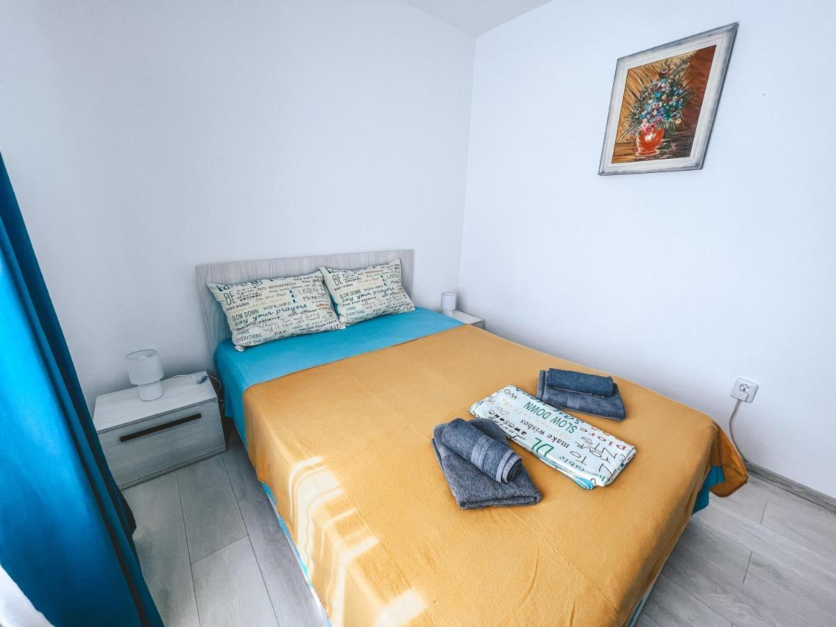 Apartament Zarnesti „Saturn” Buitenkant foto