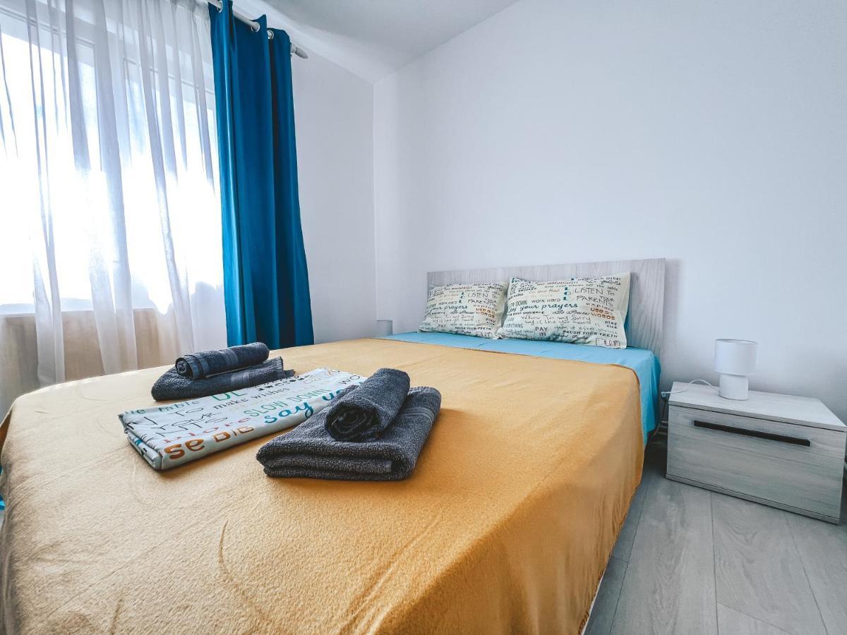Apartament Zarnesti „Saturn” Buitenkant foto
